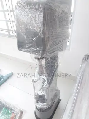 Bottle Capping Machine
JGS-880 Capper
Locking Machine
