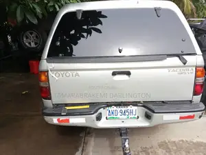 Toyota Tacoma 2005 Silver