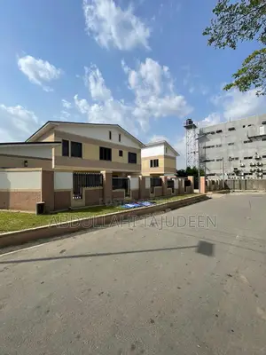 4bdrm Duplex in Bunkoro for sale