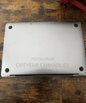 Laptop Apple MacBook Pro 2020 16GB Intel Core i5 SSD 256GB