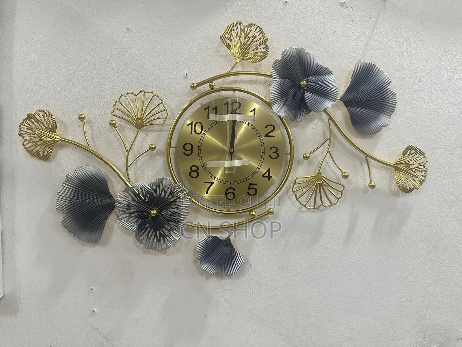 Small Clock Design Ome