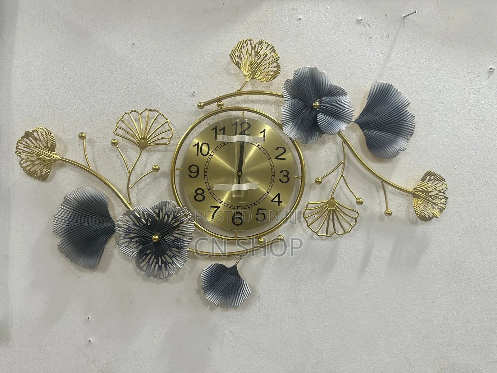 Small Clock Design Ome