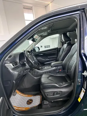 Toyota Highlander XLE AWD 2020 Blue
