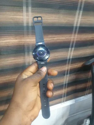 Samsung Galaxy Watch 5 (Sm-R910)44mm Wifi Only