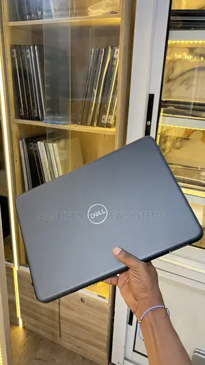 Laptop Dell Vostro 3300 8GB Intel Core i3 SSD 256GB