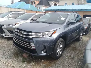 Toyota Highlander 2015 Blue