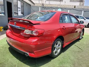 Toyota Corolla S 4dr Sedan (1.8L 4cyl 4A) 2012 Red