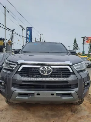 Toyota Hilux 2022 Gray