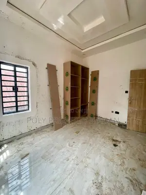 2bdrm Apartment in Kolapo Ishola Gra, Ibadan for rent