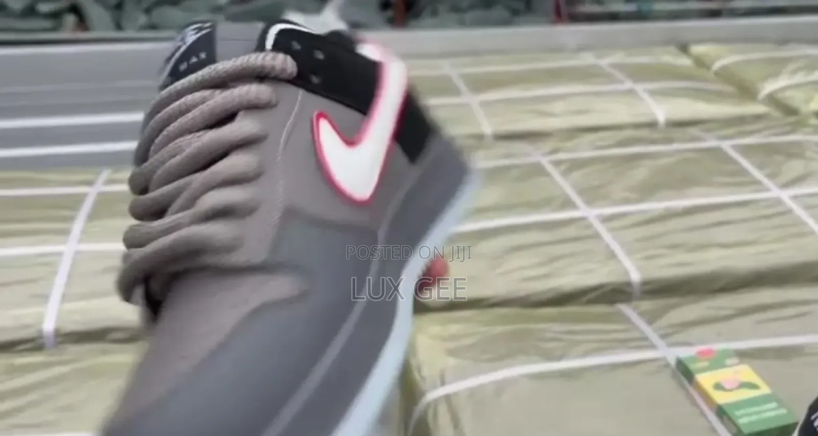 Nike Sneakers