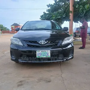 Toyota Corolla L 4dr Sedan (1.8L 4cyl 5M) 2012 Black