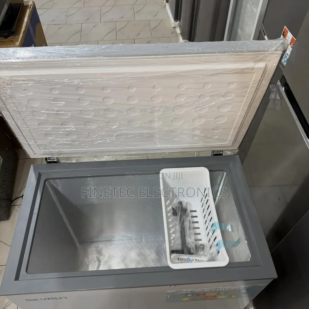 Skyrun Chest Freezer, 200l