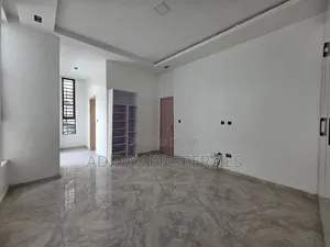 4bdrm Duplex in Daffodil Estate, Chevron for rent