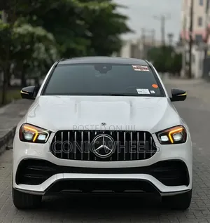 Mercedes-Benz GLE-Class 2021 White