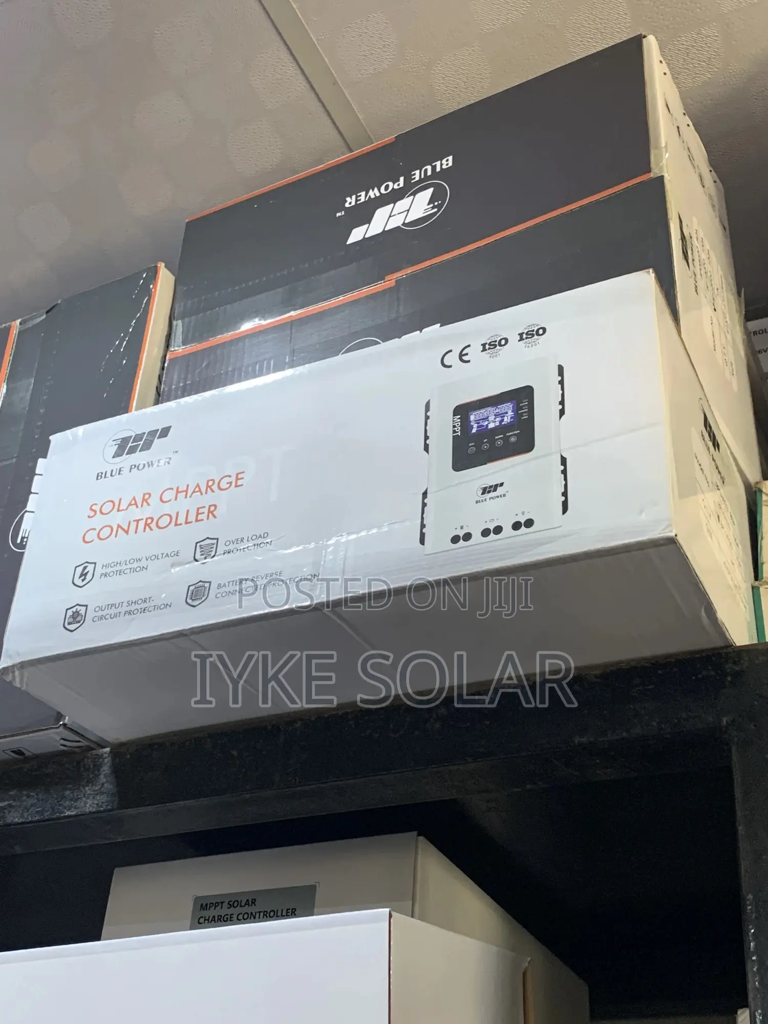 120ams Blue Power Charge Controller