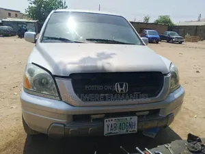 Honda Pilot EX 4x4 (3.5L 6cyl 5A) 2004 Silver