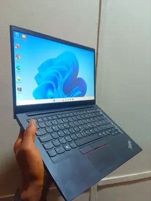 Laptop Lenovo ThinkPad E14 Gen 2 8GB Intel Core i3 SSD 256GB