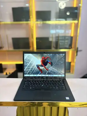 Laptop Dell Latitude 7490 16GB Intel Core i7 SSD 256GB