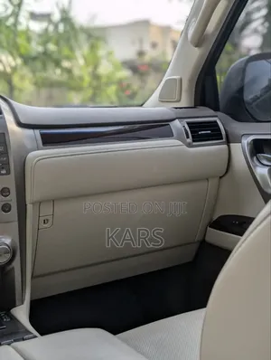 Lexus GX 2018 White
