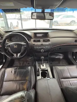 Honda Crosstour 2011 Black