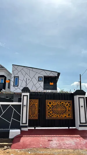 Furnished 15bdrm House in Alakuko for sale