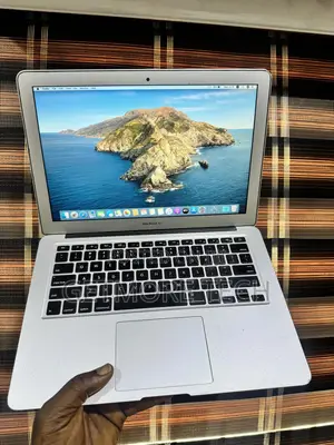 Laptop Apple MacBook Air 2015 8GB Intel Core i7 SSD 128GB