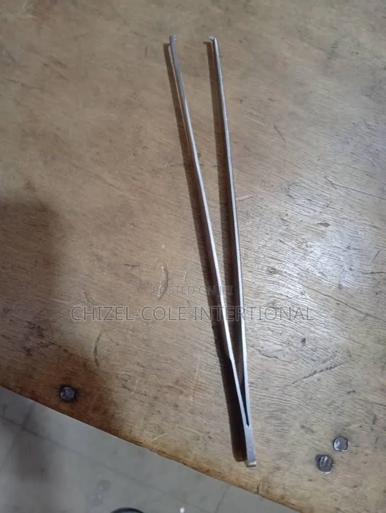 Dissecting Forceps