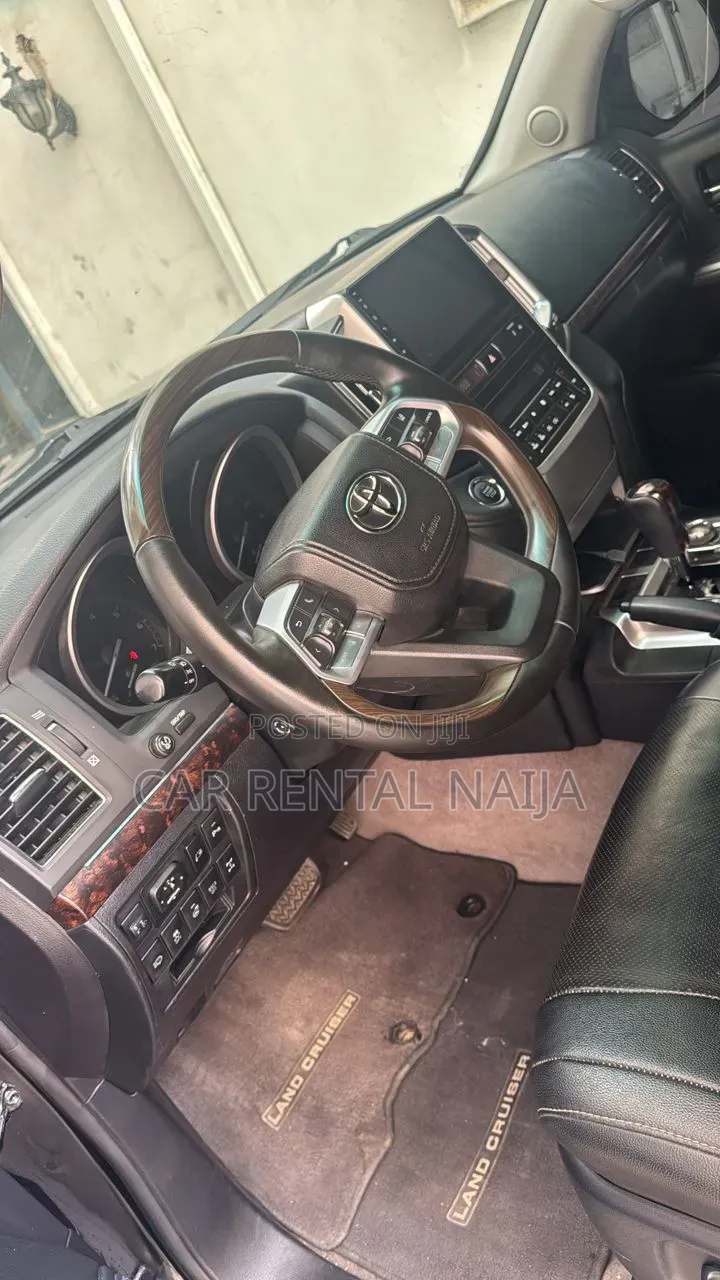 2020 Land Cruiser