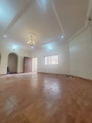 3bdrm Block of Flats in Durumi for rent