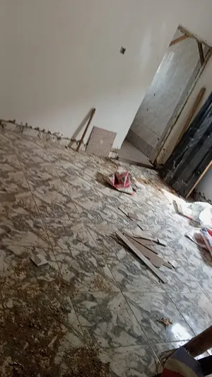 1bdrm Block of Flats in Lowa, Jumofak for rent