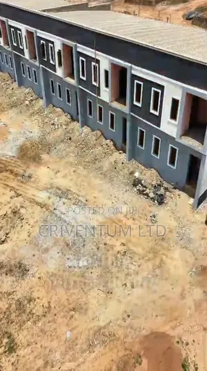 3bdrm Duplex in Karmo for sale