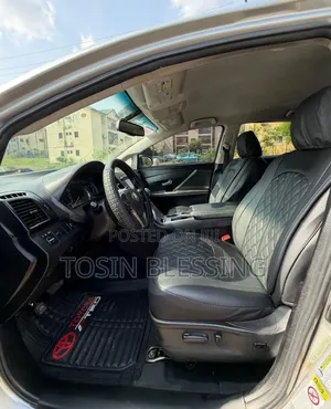 Toyota Venza 2015 Silver