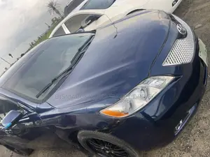 Toyota Camry LE V6 4dr Sedan (3.5L 6cyl 6AM) 2010 Blue