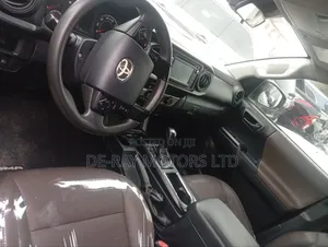 Toyota Tacoma TRD Sport 2018 Gray