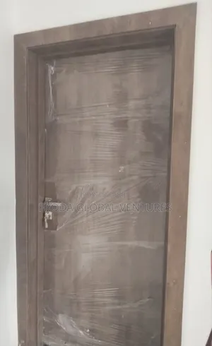 HDF Wooden Doors With Frames and Accessories