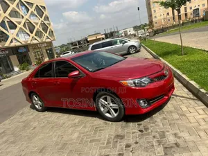 Toyota Camry 2014 Red