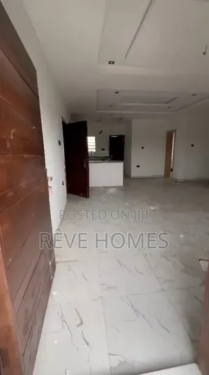 2bdrm Apartment in Yaba for rent