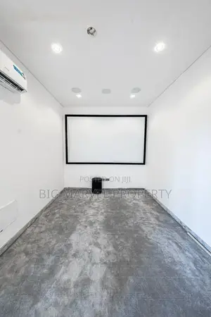 5bdrm Duplex in Pinnock Beach Estate for rent