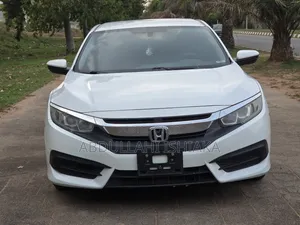 Honda Civic LX 4dr Sedan (2.0L 4cyl) 2017 White