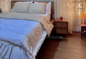 7x7 Bedframe