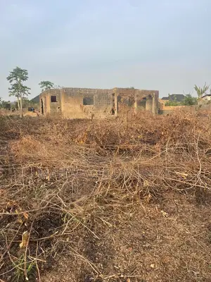 3bdrm Bungalow in Kajola Ogba Ayo, Ado-Odo/Ota for sale