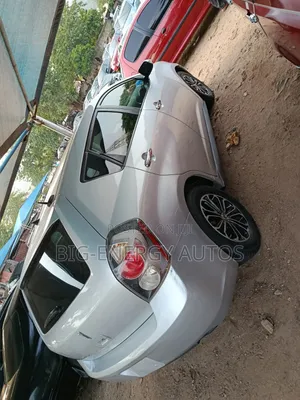 Pontiac Vibe 2.4 4WD 2010 Silver