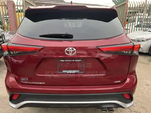 Toyota Highlander XSE FWD 2023 Burgundy