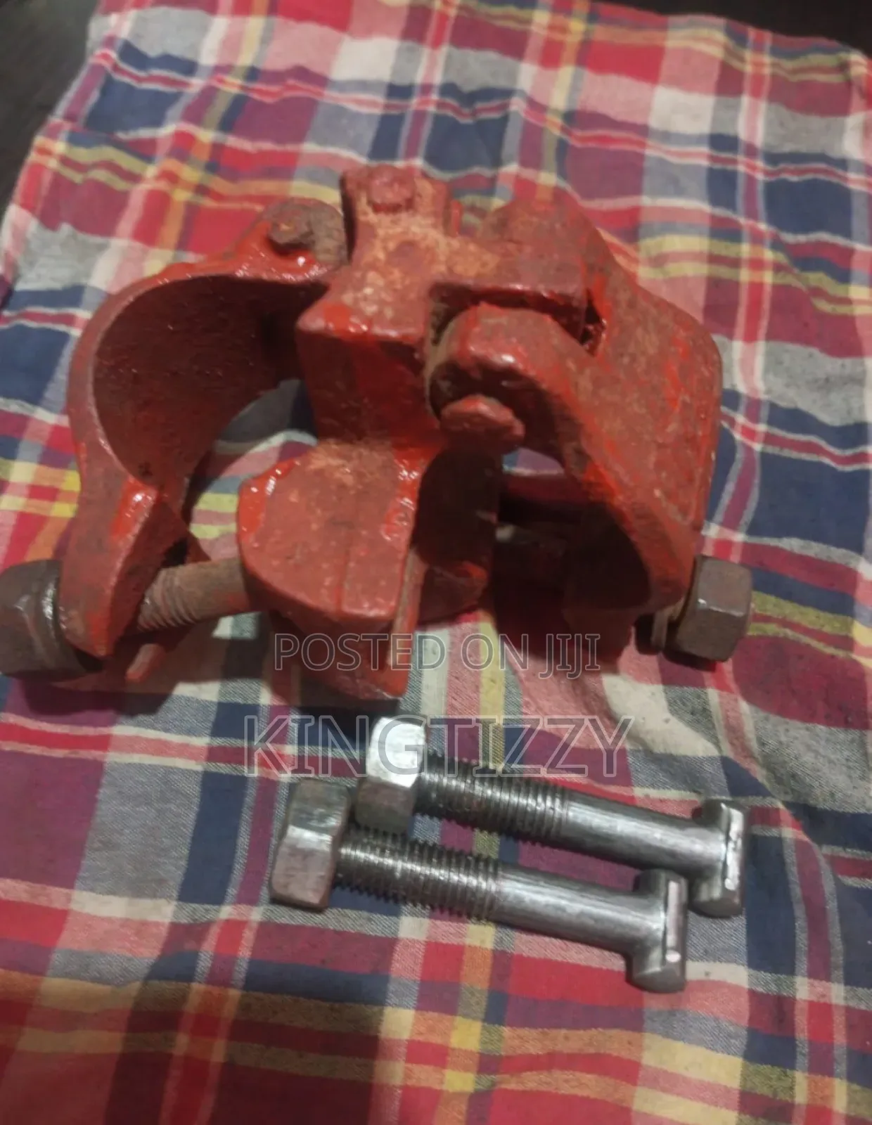 Used Scaffold Clips
