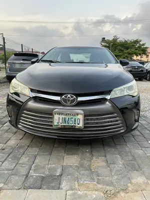Toyota Camry LE 4dr Sedan (2.5L 4cyl 6A) 2015 Black