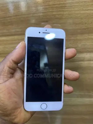 Apple iPhone 7 32 GB Silver