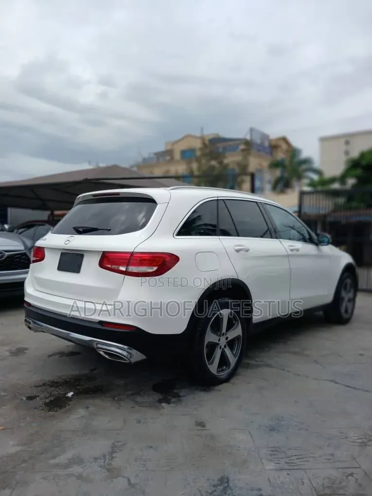 Mercedes-Benz GLC-Class 2017 White