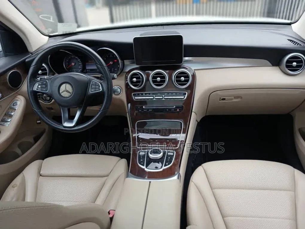 Mercedes-Benz GLC-Class 2017 White