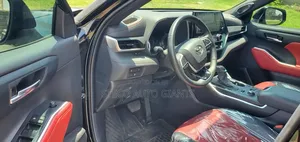Toyota Highlander 2024 Black