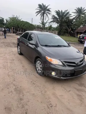 Toyota Corolla 2013 Gray